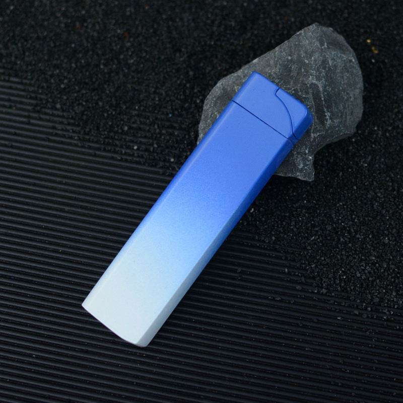 Slim jet flame lighter